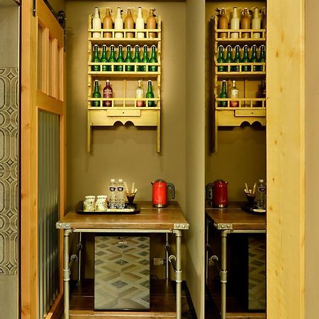 Smokey Joe'S Apartment Гаосюн Экстерьер фото