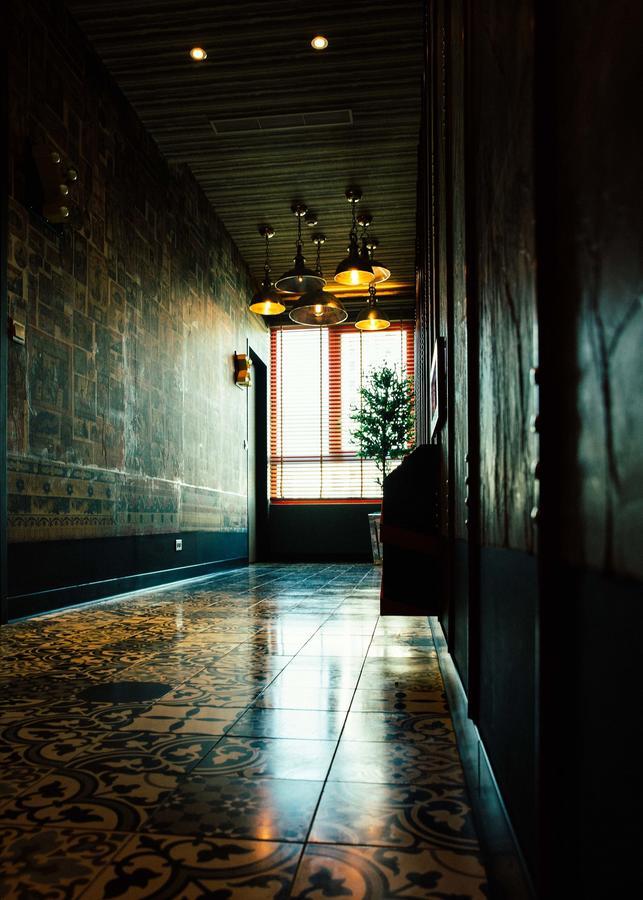 Smokey Joe'S Apartment Гаосюн Экстерьер фото