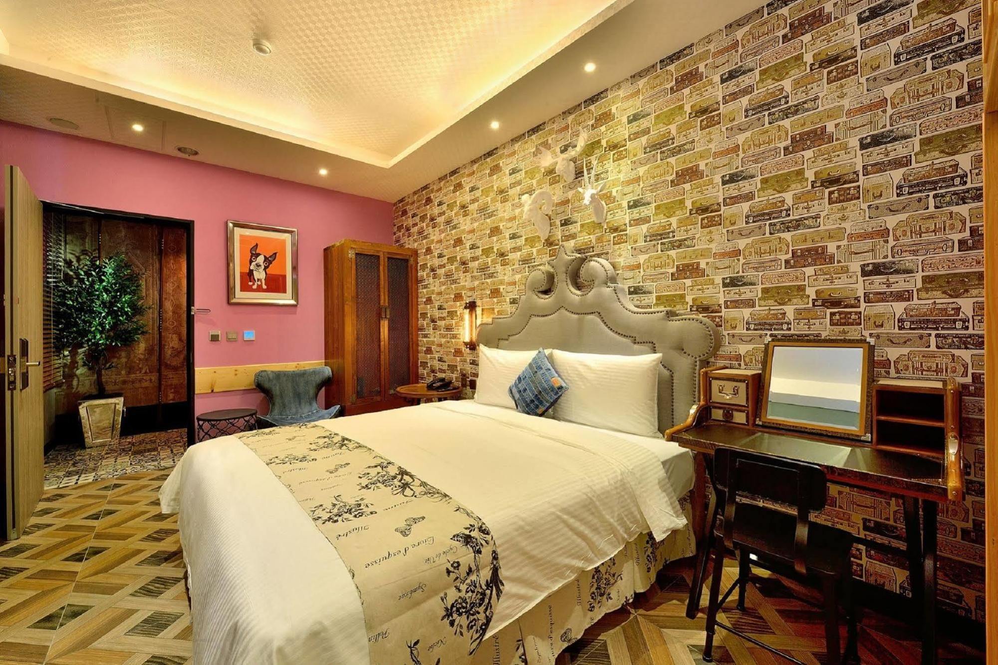 Smokey Joe'S Apartment Гаосюн Экстерьер фото
