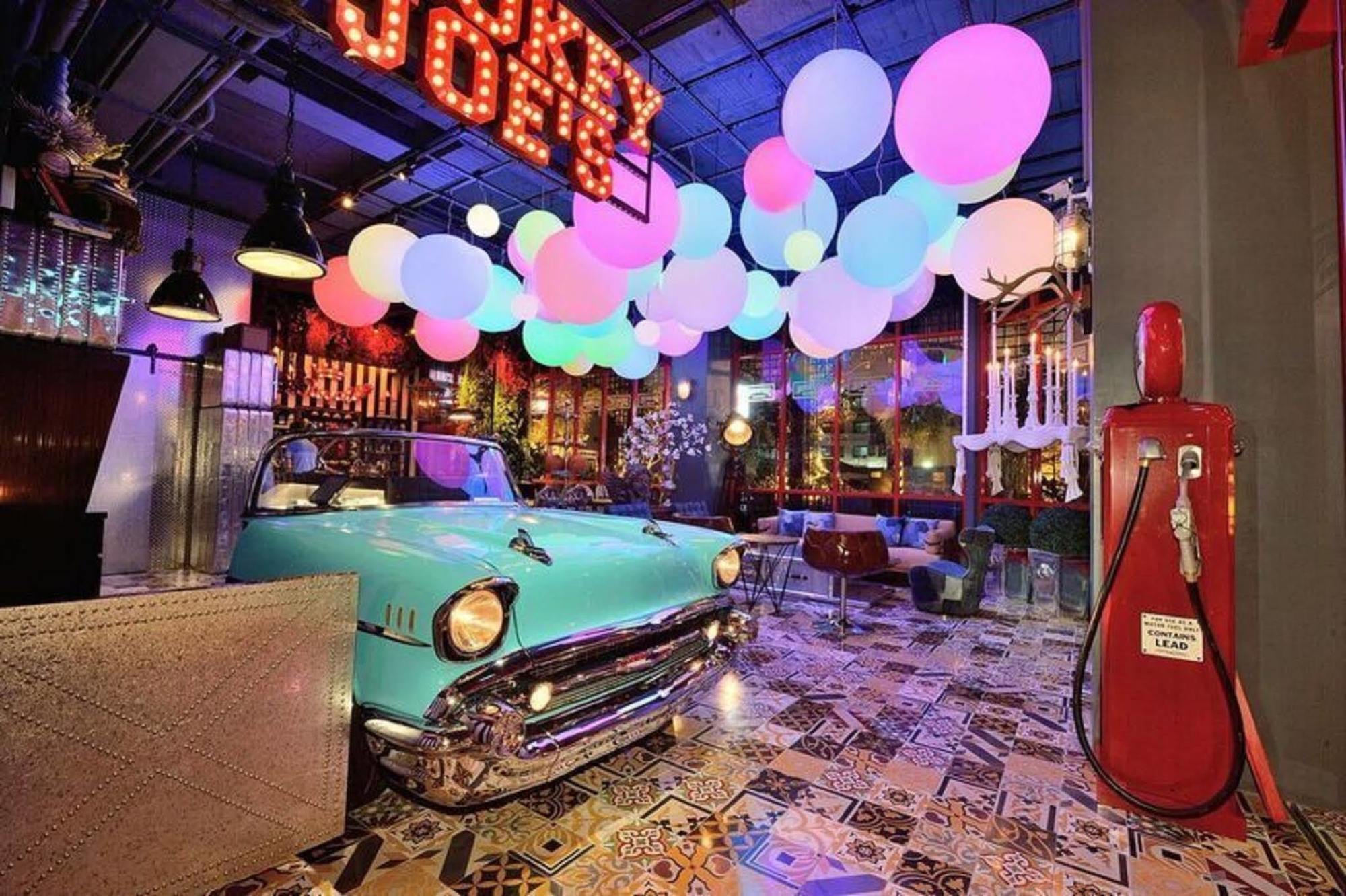 Smokey Joe'S Apartment Гаосюн Экстерьер фото