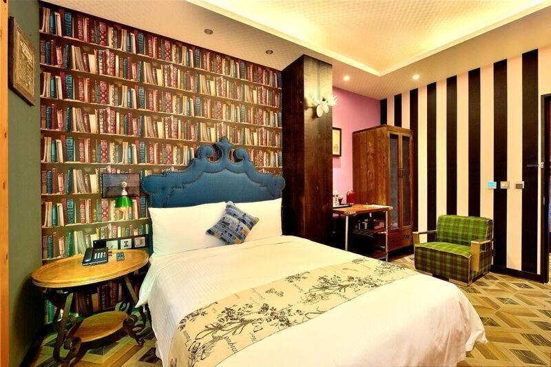 Smokey Joe'S Apartment Гаосюн Экстерьер фото